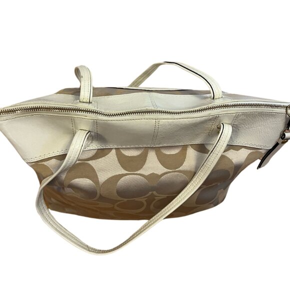 COACH Signature Laura Cream & Beige Large Shopper Tote - Picture 8 of 12